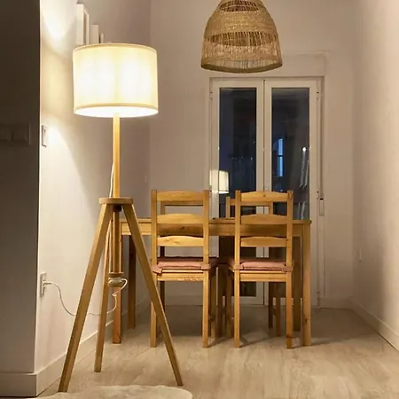 Malvarrosa Private In Shared Walencja
