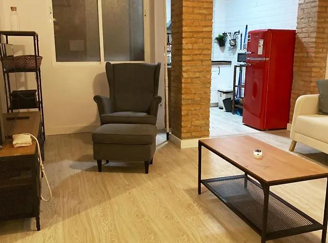 Malvarrosa Private In Shared Habitación en casa particular